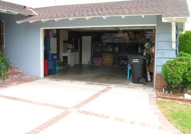 Direct Access 2 Car Garage