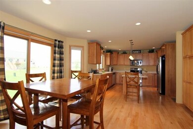 369 Liberty Park Dr, Oregon, WI 53575 - photo 4