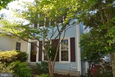 12859 Mill Brook Ct, Woodbridge, VA 22192 - photo 2