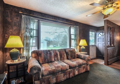 37 Howard St, North Dartmouth, MA 02747 - photo 7