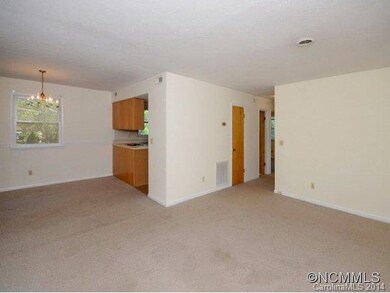 939 A-2 Brookside Camp Rd, Hendersonville, NC 28792 - photo 5