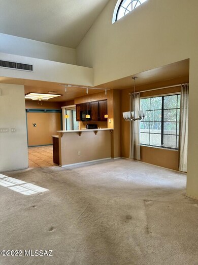 218 E Horizon Cir, Tucson, AZ 85737 - photo 2