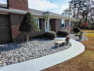 106 Morgan Ave, Iva, SC 29655 - photo 4