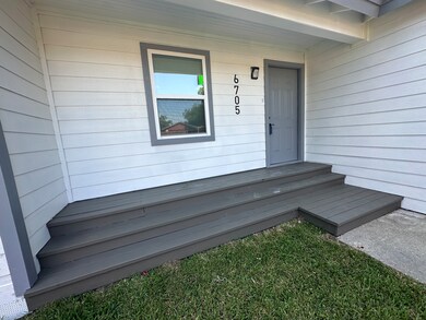 6705 Covington Dr, Houston, TX 77091 - photo 7