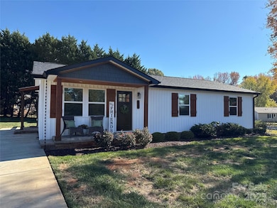 624 Cedar Grove Dr, Gastonia, NC 28056 - photo 2