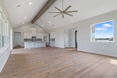 223 Vaughn Ln, Calera, OK 74730 - photo 7