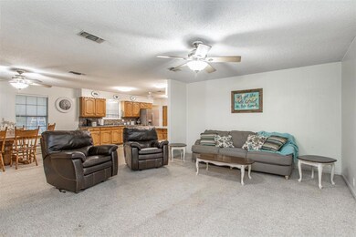 407 Melody Ln, Gainesville, TX 76240 - photo 4