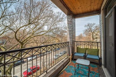 6531 S Kimbark Ave unit 3N, Chicago, IL 60637 - photo 2