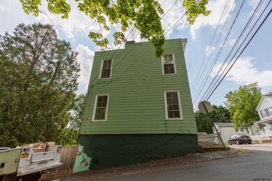 64 Thompson St, Troy, NY 12180 - photo 3