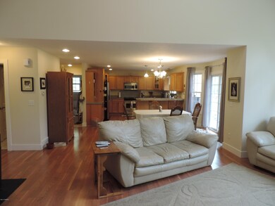 Copy (2) of 16th Street, Twin Lake 015