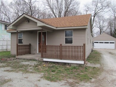 1032 N 200 E, Anderson, IN 46012 - photo 2