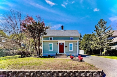 33 Lill Ave, West Newton, MA 02465 - photo 3