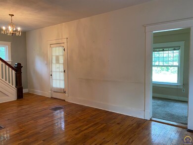 1829 SW 2nd St, Topeka, KS 66606 - photo 7