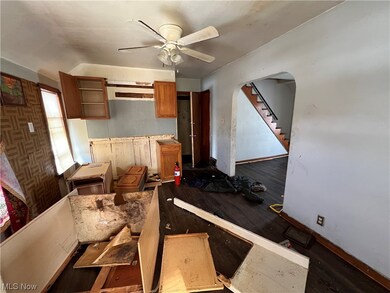 12918 Ferris Ave, Cleveland, OH 44105 - photo 5