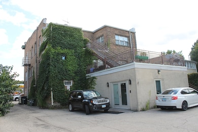 314 W Main St, Saint Charles, IL 60174 - photo 2