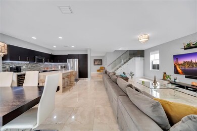 10570 NW 69th Terrace, Doral, FL 33178 - photo 2