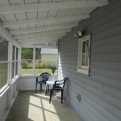 1617 W Barnes Ave, Lansing, MI 48910 - photo 6