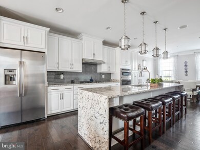 22639 Norwalk Square, Ashburn, VA 20148 - photo 5