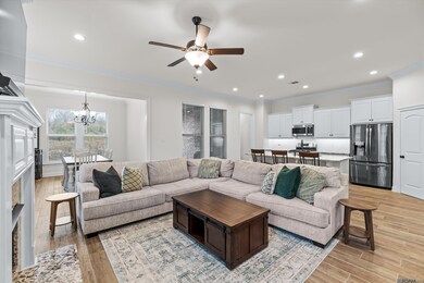 1120 Lakehaven Dr, Gonzales, LA 70737 - photo 3