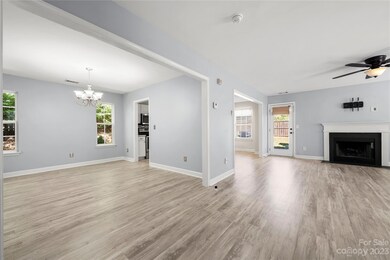 1612 Flagsworth Rd, Clover, SC 29710 - photo 6