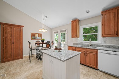 Kitchen (2)