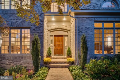 1163 Fieldview Dr, Reston, VA 20194 - photo 4