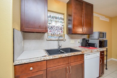 8425 Bertwood St, Houston, TX 77016 - photo 7