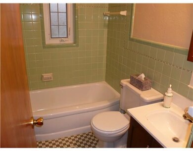 Full Bath. Full bath on main floor.
