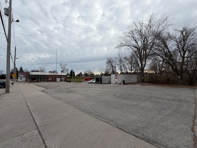 506 E Main St, Mishicot, WI 54228 - photo 7