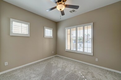 3986 W Roundabout-15