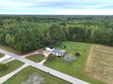 5868 Massey Rd, Zebulon, NC 27597 - photo 4