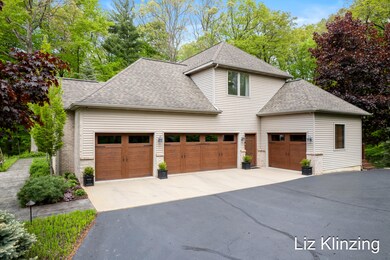 3 Car Garage