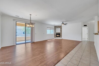 955EKnox241familyroom3a