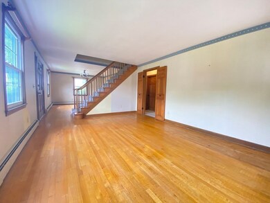 24 Arrowhead Ln, South Dartmouth, MA 02748 - photo 3