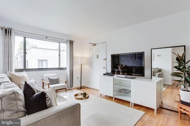 3817 Davis Place NW unit 6, Washington, DC 20007 - photo 4