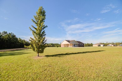 556 W Mchenry Rd, Mc Henry, MS 39561 - photo 3