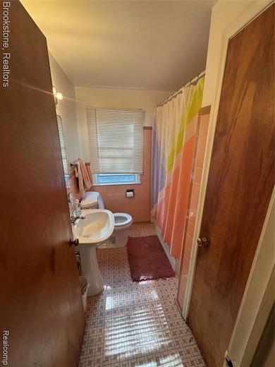 22200 Moross Rd, Grosse Pointe, MI 48236 - photo 6