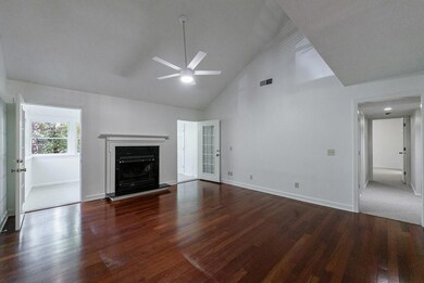 1414 Oakridge Cir unit 1414, Decatur, GA 30033 - photo 4