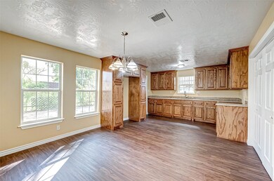 101 Oddo St, Houston, TX 77022 - photo 7