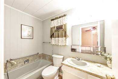 917 Caroline St, Thibodaux, LA 70301 - photo 6