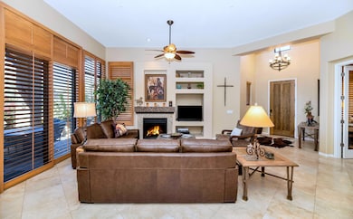 GAS FIREPLACE