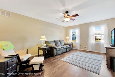 3 Josephine Ct, Hazlet, NJ 07730 - photo 4