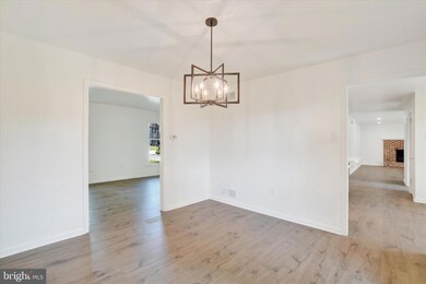 3020 Cypress Rd S, Dover, PA 17315 - photo 7