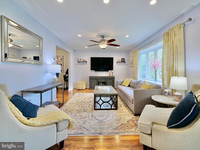 215 Tasker Ave, Folsom, PA 19033 - photo 3