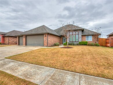 17605 Sparrowhawk Ln, Edmond, OK 73012 - photo 2