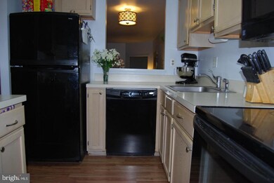 3423 Lindenwood Dr, Laurel, MD 20724 - photo 3