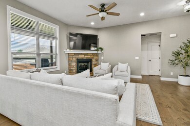 671 N Maplewood Hills Rd, Nixa, MO 65714 - photo 7