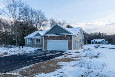 2796 W Lydius St Schenectady-43