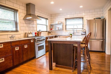 1775 Elmwood Ave, Columbus, OH 43212 - photo 6