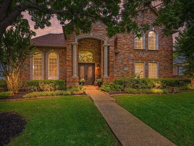 Traditional 4 BD, 4BA, 3 CAR Garage home with mani